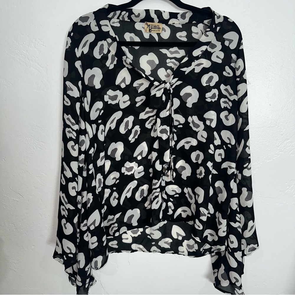 COPY - EUC Show Me Your MuMu White Black Gray Cheetah Blouse Large